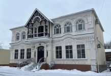 В епархиальное управление требуется швея