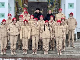 Юнармейцы посетили храм Святой Троицы станицы Динской