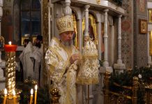 Митрополит Василий совершил вечернее богослужение в Свято-Ильинском храме города Краснодара