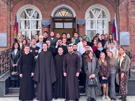 В Екатеринодарской духовной семинарии состоялась встреча молодежных объединений храмов Краснодара