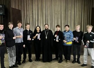 Иерей Андрей Тарасенко встретился со студентами Краснодарского колледжа электронного приборостроения