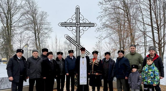 В Динском районе молитвенно почтили память невинноубиенных казаков