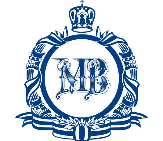 Поздравление генеральному директору ГБНТУК КК «Кубанский казачий хор» В. Г. Захарченко с 88-летием со дня рождения