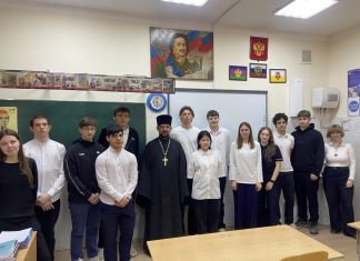 Иерей Андрей Овчинкин среднюю школу № 14 и провёл беседу о Масленице и будущем посте