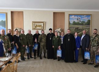 В преддверии Дня защитника Отечества в храме Святой Троицы станицы Динской встретили ветеранов СВО