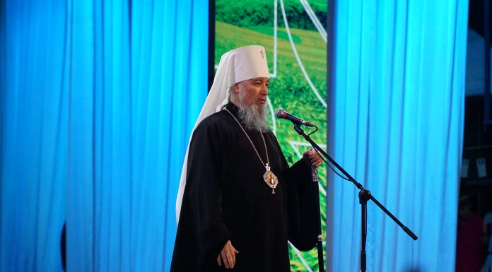 Митрополит Василий поздравил животноводов на торжественном мероприятии, посвященном их профессиональному празднику.