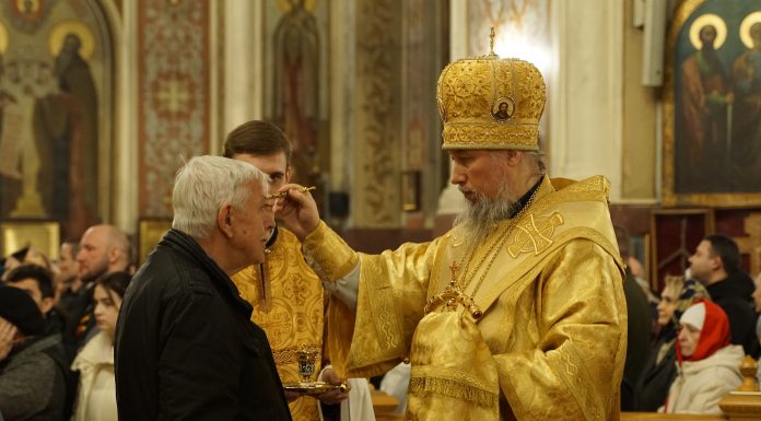 В канун Недели Торжества Православия митрополит Василий совершил Всенощное бдение в Свято-Екатерининском кафедральном соборе