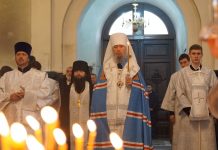 Митрополит Василий совершил панихиду по воинам, погибшим в ходе специальной военной операции