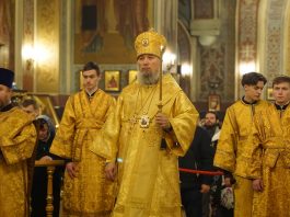 Митрополит Василий совершил Всенощное бдение в Свято-Екатерининском кафедральном соборе города Краснодара