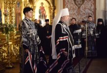 Митрополит Василий совершил вечерню с чином прощения в Свято-Екатерининском кафедральном соборе