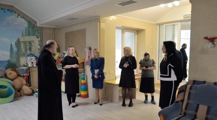 Епархиальный кризисный центр посетили представители министерств и аппарата Уполномоченных