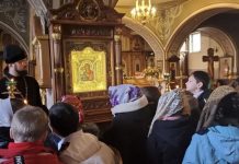 Иерей Алексий Скрынник провел экскурсию для учеников казачьего класса СОШ № 20