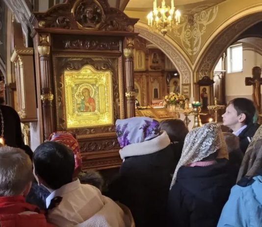 Иерей Алексий Скрынник провел экскурсию для учеников казачьего класса СОШ № 20