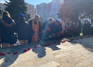 Священнослужители 6-го благочиннического округа молитвенно почтили память защитников Краснодара