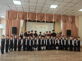 Священнослужители благословили юных казачат школы № 52 города Краснодара