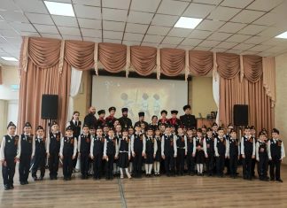 Священнослужители благословили юных казачат школы № 52 города Краснодара