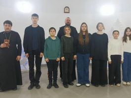 В Троицком храме состоялась литературная гостиная, приуроченная ко Дню православной молодежи