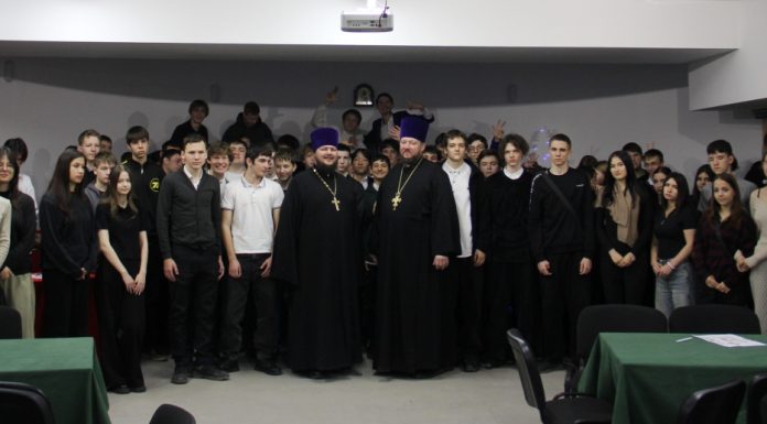 В Горячем Ключе провели интеллектуальную игру, приуроченную ко Дню православной молодежи