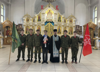 В храме святителя Николая прошла православно-патриотическая эстафета «Свеча памяти»
