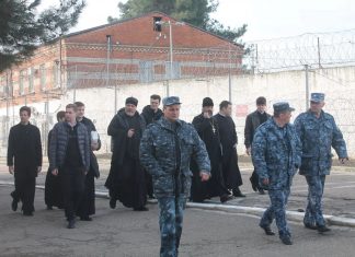 Руководители миссионерского отдела и отдела по тюремному служению посетили исправительную колонию № 14