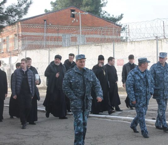 Руководители миссионерского отдела и отдела по тюремному служению посетили исправительную колонию № 14