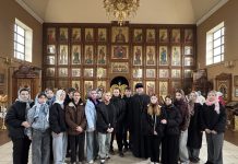 Студенты колледжа культуры посетили Свято-Никольский храм станицы Северской