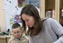 В храме Святого Духа прошли творческие мастер-классы ко Дню православной молодежи