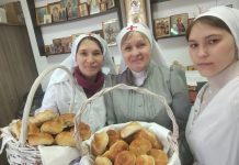 Сестры милосердия провели духовно-просветительскую акцию в городском хосписе