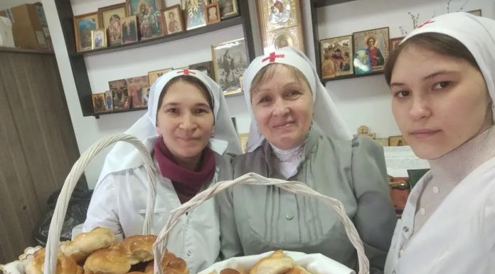 Сестры милосердия провели духовно-просветительскую акцию в городском хосписе