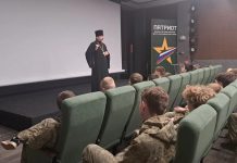 Священник 14-го Динского районного благочиния провел беседу с участниками сборов центра «Патриот»