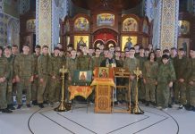 В храме святого мученика Иоанна Воина, расположенном на территории парка «Патриот», курсанты приняли участие в Таинстве Покаяния