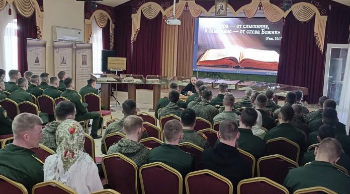 В храме Рождества Христова состоялась беседа для курсантов Краснодарского высшего военного училища им. С. М. Штеменко.
