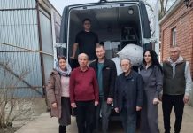 Сестры и братья милосердия имени святого Евгения Боткина Свято-Георгиевского храма города Хадыженска организовали сбор гуманитарной помощи