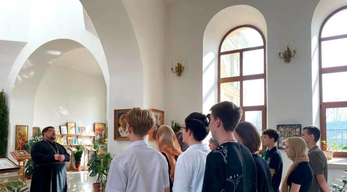 В Свято-Троицком храме ст. Ставропольской прошли мероприятия, приуроченные ко Дню православной книги