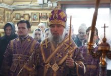 Митрополит Василий возглавил Всенощное бдение в храме иконы Божией Матери «Казанская» в станице Имеретинской