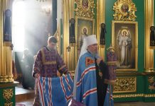 Митрополит Василий совершил Божественную литургию в храме святой блаженной Матроны Московской города Краснодара