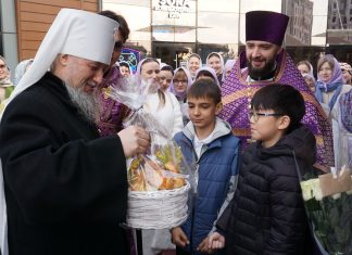 Митрополит Василий совершил Божественную литургию в храме сорока Севастийских мучеников города Краснодара