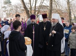 Митрополит Василий совершил Божественную литургию в строящемся Свято-Никольском храме станицы Марьянской