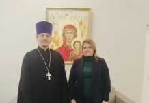 Иерей Иоанн Усачёв провел встречу с с директором лицея № 27 города Краснодара