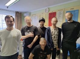 Иерей Николай Козак вместе с братом милосердия посетили городской наркологический диспансер