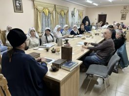 В храме Святого Духа состоялся урок для участников группы, посвященный празднованию Дня православной книги