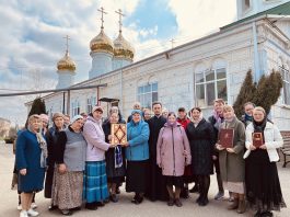 В Свято-Никольском храме пгт. Ильского состоялась встреча с прихожанами, приуроченная ко Дню православной книги
