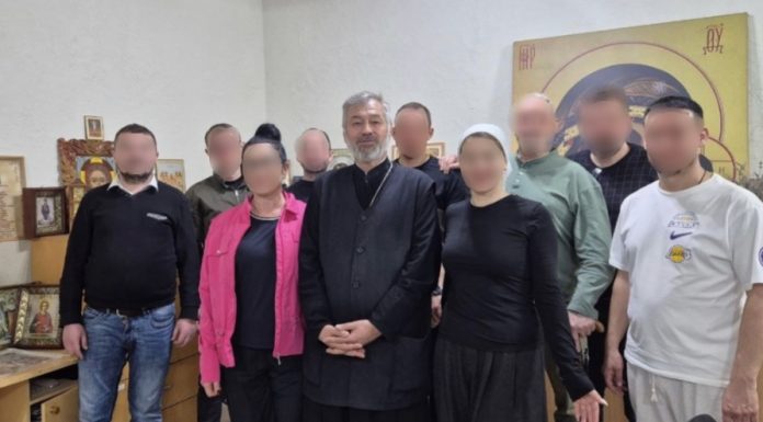 В храме Вознесения Господня прошла встреча группы «Анонимные алкоголики»