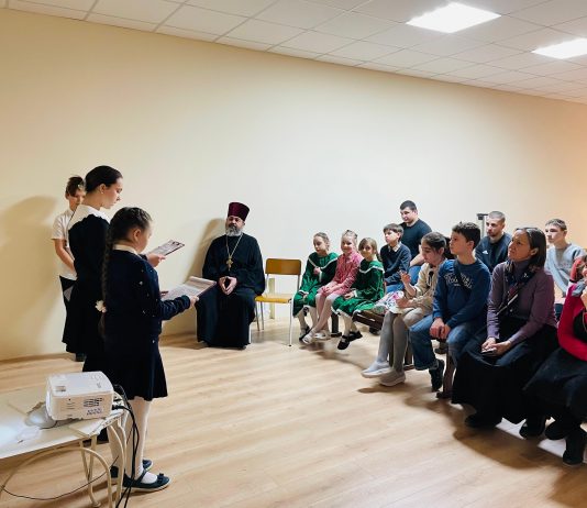 В храме святителя Николая Чудотворца прошли мероприятия, посвященные Дню православной книги