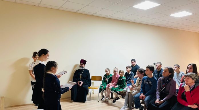 В храме святителя Николая Чудотворца прошли мероприятия, посвященные Дню православной книги