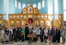 В Свято-Троицком храме состоялась беседа с молодежью, посвященная духовно-нравственным ценностям