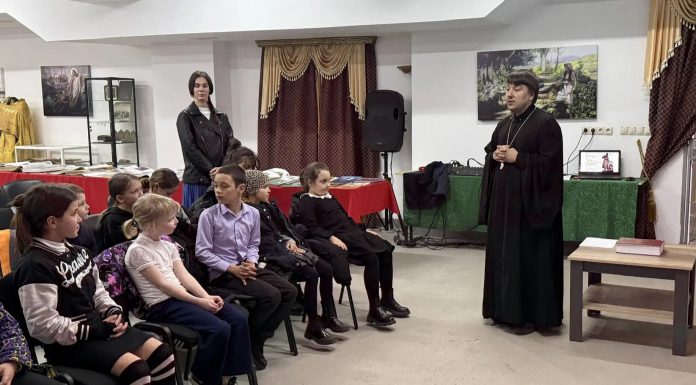 В Горячеключевском благочинии школьникам рассказали о Дне православной книги