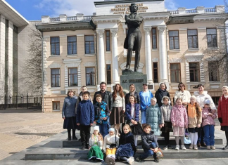 Воспитанники воскресной школы храма свт. Николая посетили библиотеку им. А. С. Пушкина