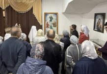 В Свято-Троицком храме Горячего ключа открылась выставка картин Тимура Тагиева