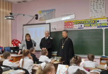 Иерей Вячеслав Ли провел уроки духовной направленности в МАОУ СОШ № 93 г. Краснодара